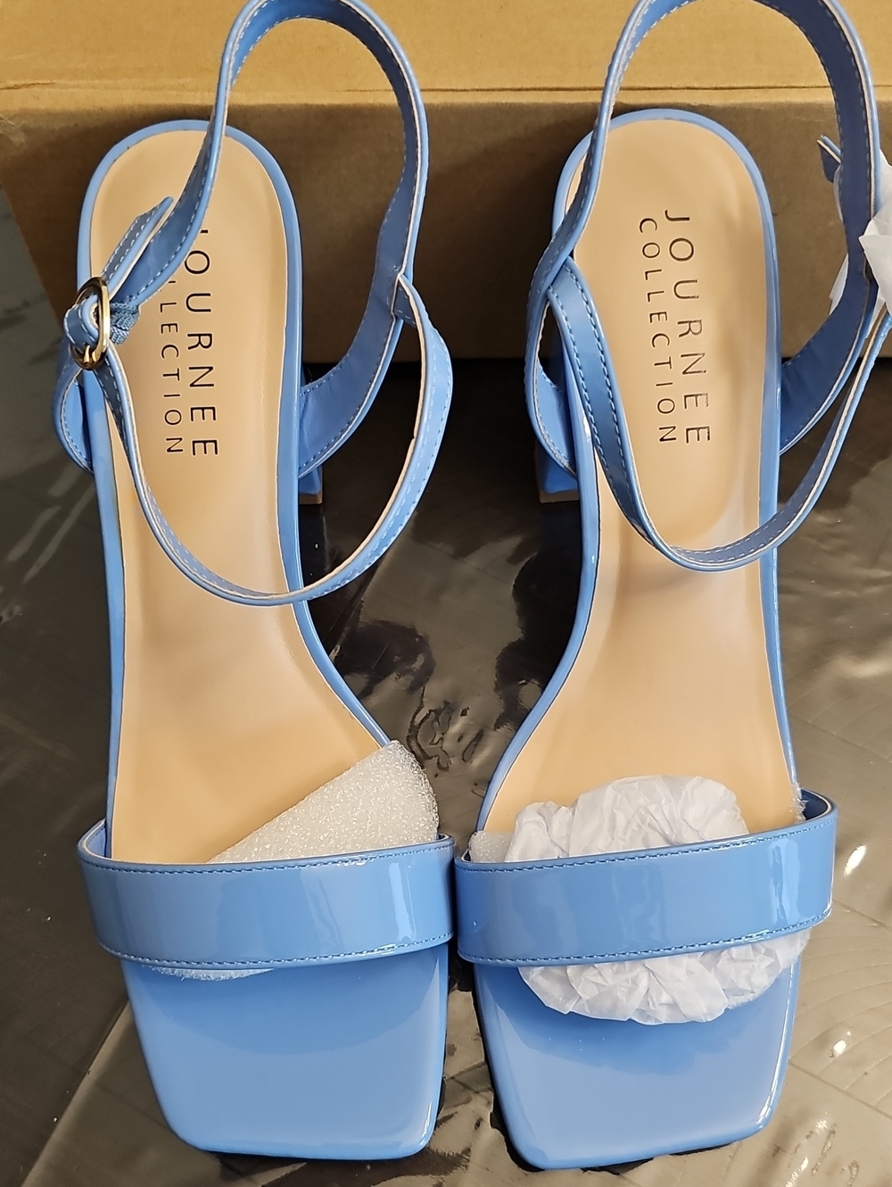 Journee Collection Heel